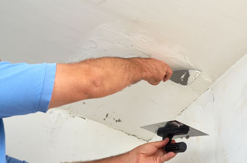 Taping drywall seams